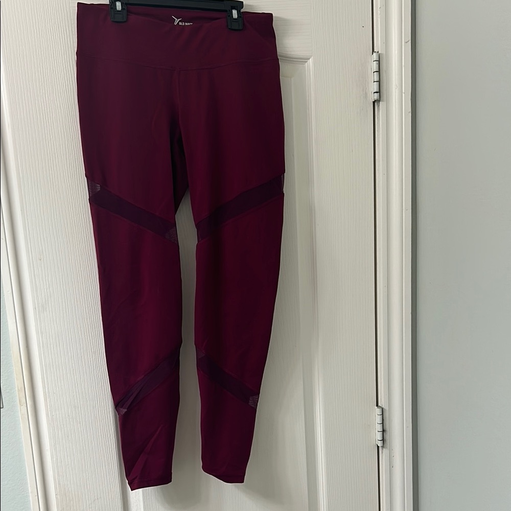 Old Navy Active Go-Dry Leggings